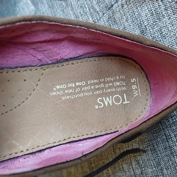 Toms denim loafers size 9.5 great condition - Picture 11 of 11